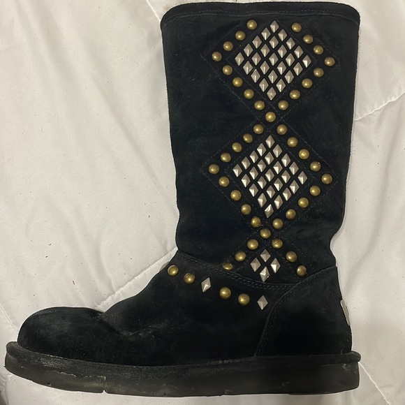 Ugg Avondale Black Suede Boots Diamond Gold and Silver Metal Studs inside zip - Picture 4 of 16